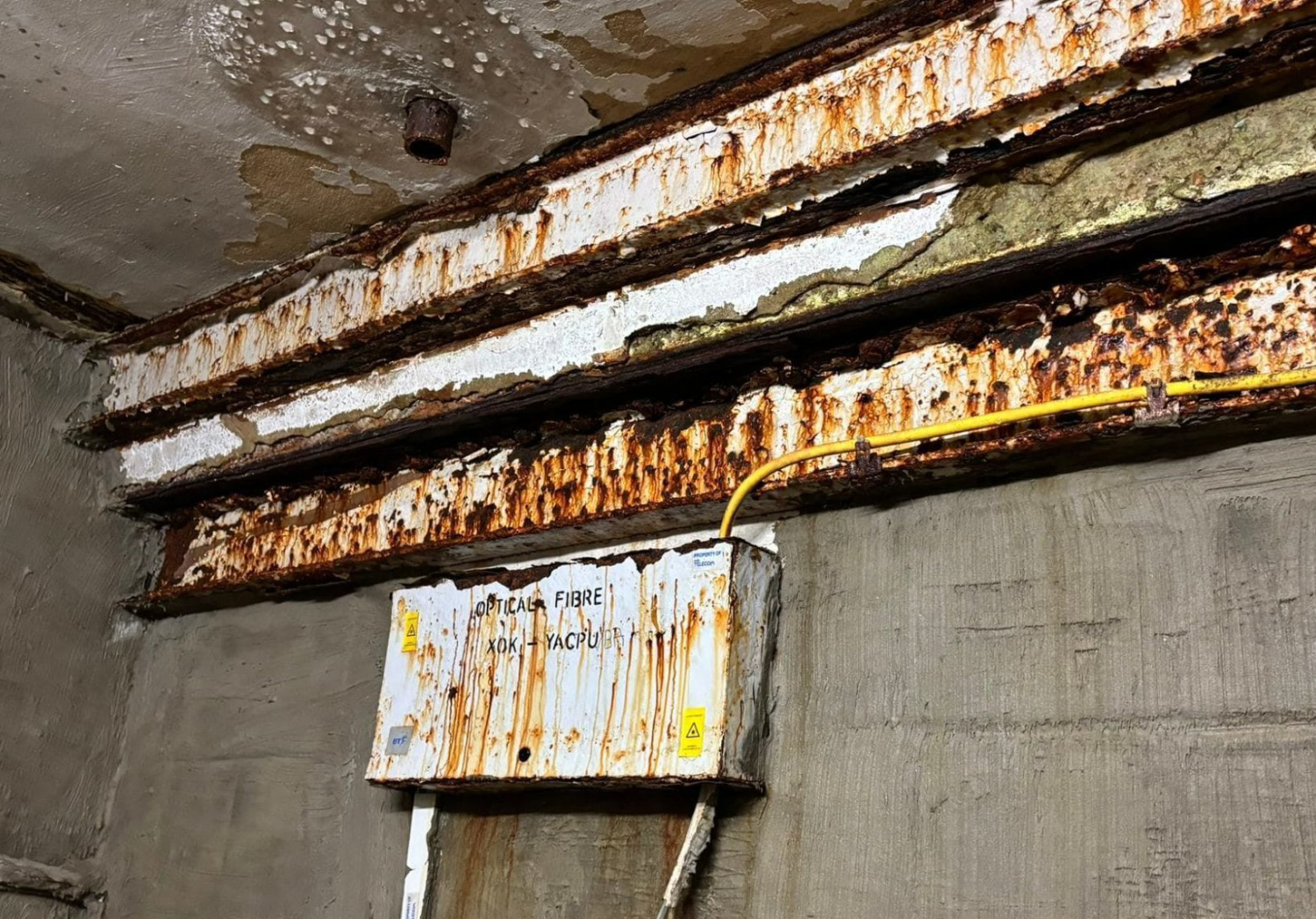 Lloyds Bank Shirley Southampton Dilapidations assessment at Lloyds Bank Shirley, Southampton, Hampshire. Interior of former Lloyds Bank building on a high street corner showing traditional commercial property façade