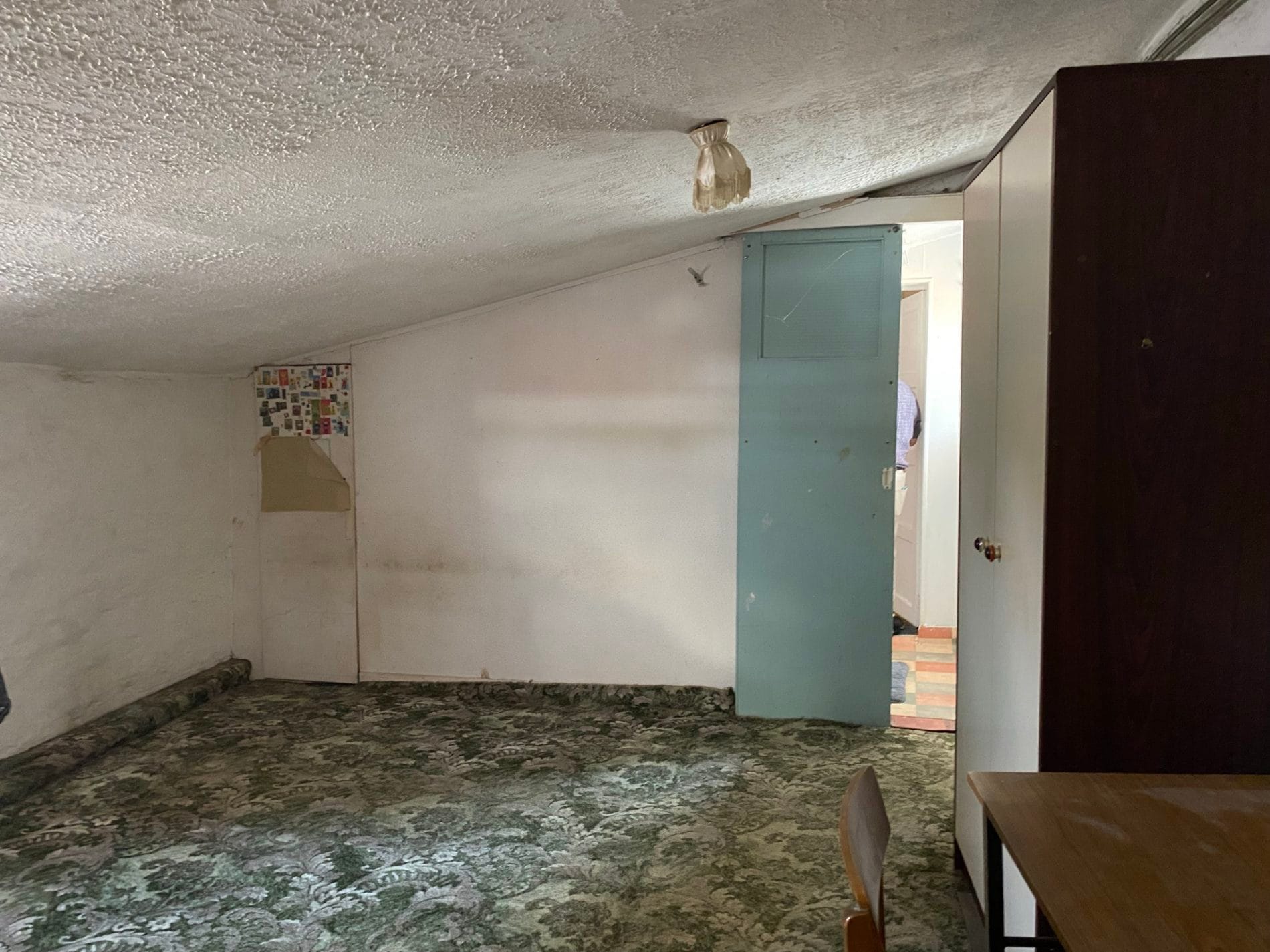 Internal image of a dilapidated Chinese Takeaway in Havant showing damp and building survey issues